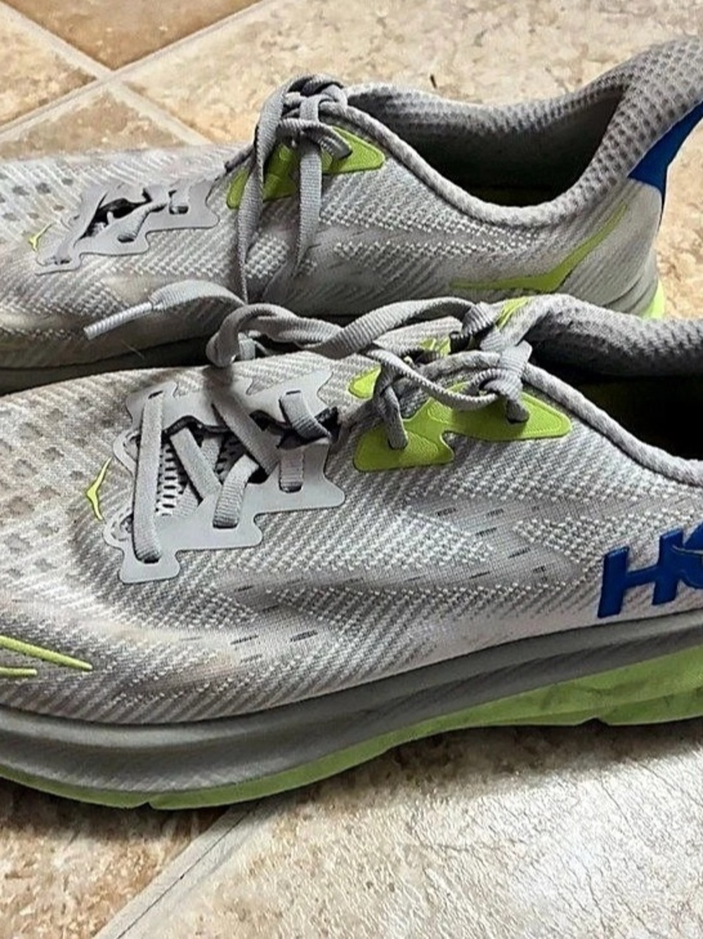 Hoka Clifton 9 Sneakers 10.5